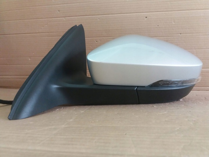 фото №1, Skoda octavia iii левая складной фотохромный 15pin eu