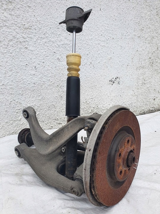 фото №1, Audi a6 c7 4g0 поворотный кулак ступица правая зад quattro