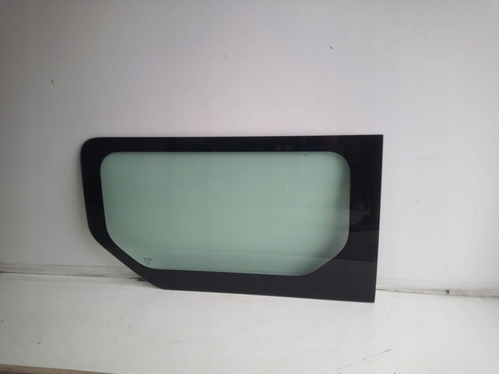 фото №1, Стекло кузовная левая trafic vivaro 01-2014r