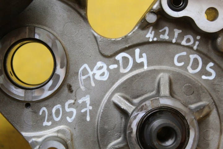 фото №6, Привод насоса масла 057109361g a8 d4 4.2 tdi cds