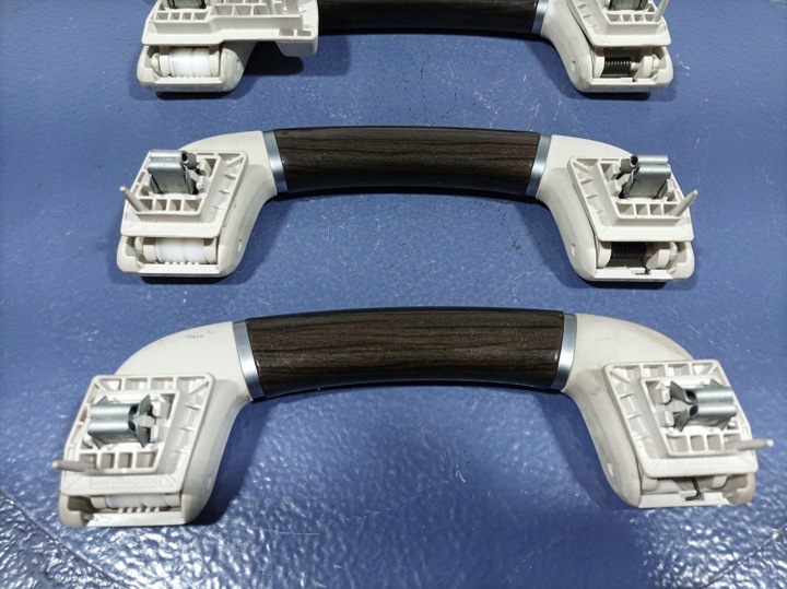 фото №5, Bmw 7 g11 g12 lci кріплення ручки стеля 4 szt