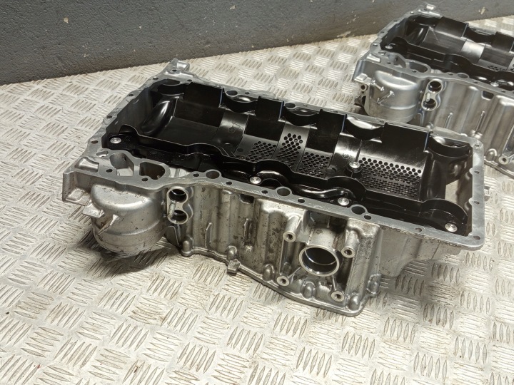 фото №15, Bmw (oem) 9845700 5' g90 m5 x5 g05 lci x6 g06 lci верхня запчастина піддон масляної