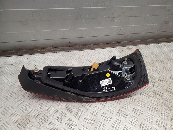 фото №10, Audi q3 8u 8u0945093d зад сторона ліва лампи задні