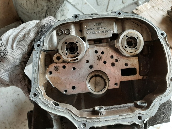 фото №5, Audi a6 c6 головка правая 06e103286