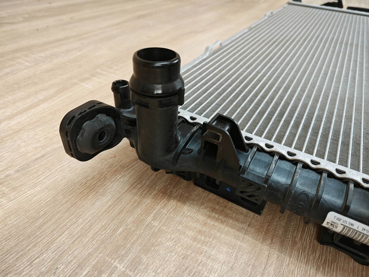 фото №12, Оригинальная радиаторов воды audi a6 c7 a4 b8 a5 8t 2.0 tdi 8k0121251l 38km