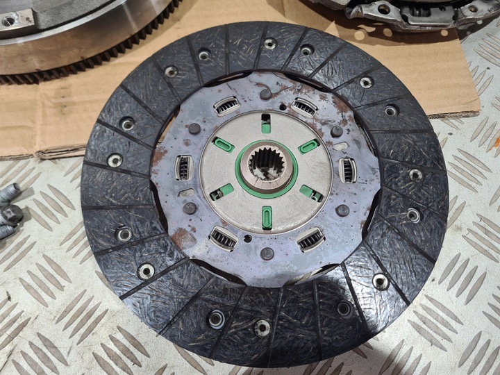 фото №10, Сцепление двухмассовый маховик колесо двухмассовый astra k j meriva b mokka insignia 1.6 cdti