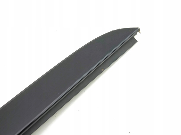 фото №7, Kia niro 2024 права сторона планка скла лобовий / передній