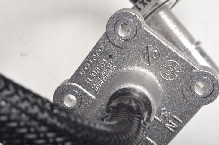 фото №5, Volvo xc60 xc90 v90 s90 t6 t8 recharge гибрид 31673714 труба шланг охлаждение