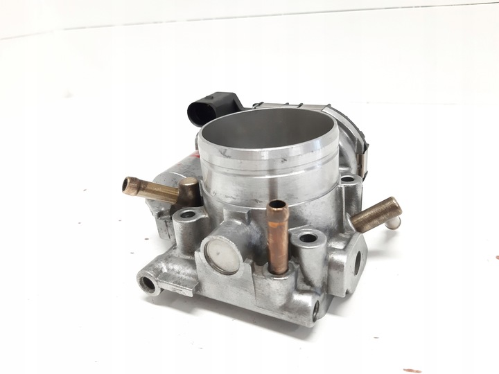 фото №8, Audi vw 2.0 8v дроссельная заслонка 06a133062d 0280750061