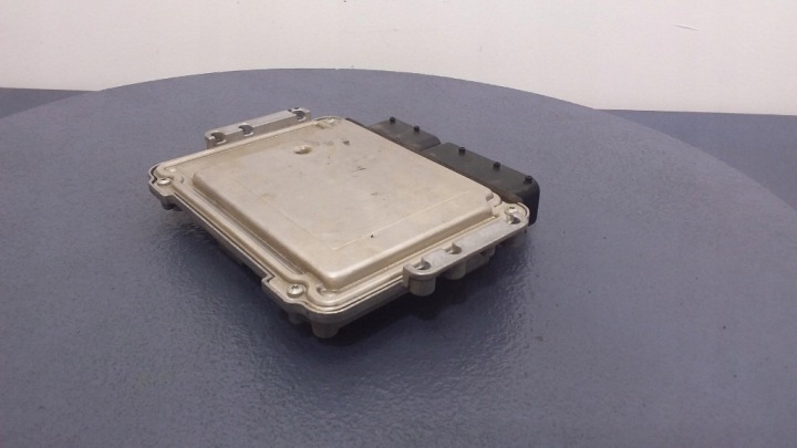 фото №5, Hyundai tucson i 2.0 crdi блок управления двигателем (ecu) 39114-27285 0281012655