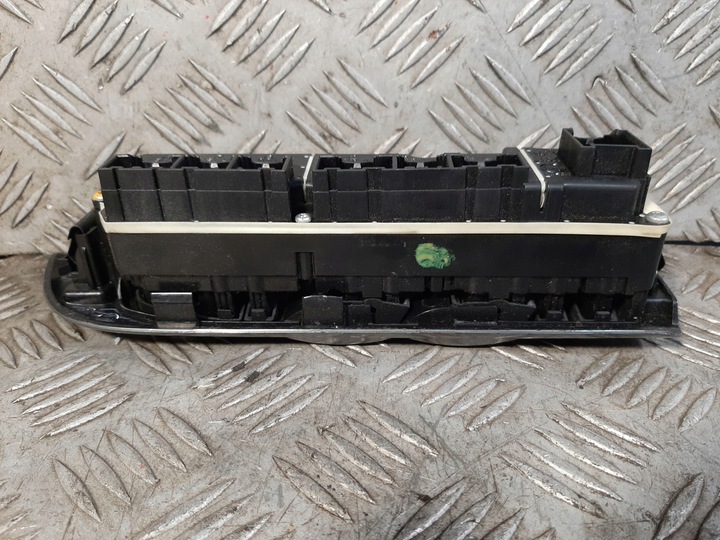 фото №11, Chevrolet silverado 12r панель перемикач скло