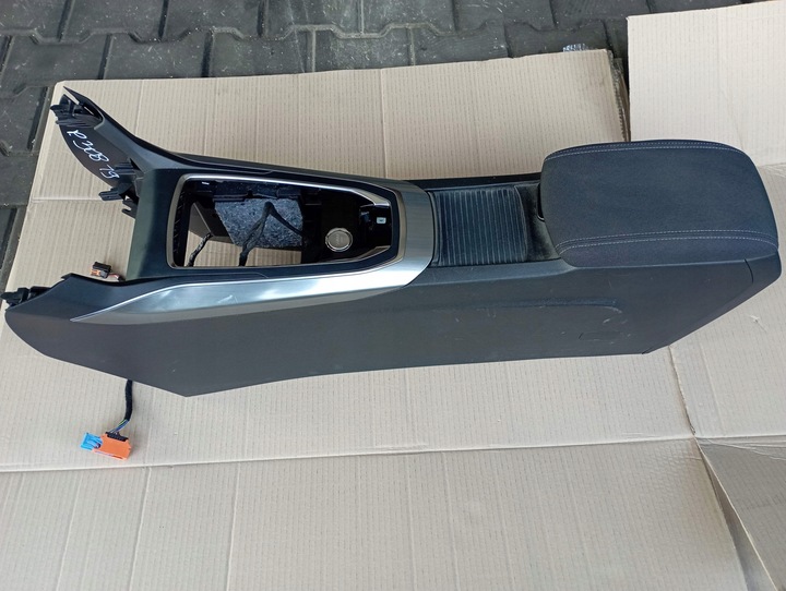 фото №8, Peugeot 308 t9 туннель средний подлокотник европа