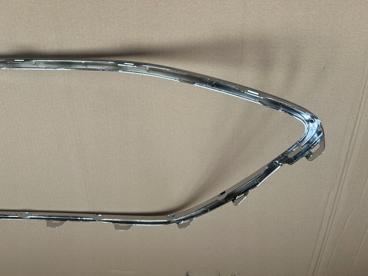 фото №13, Рамка хромированная бампера ford c-max grand c-max