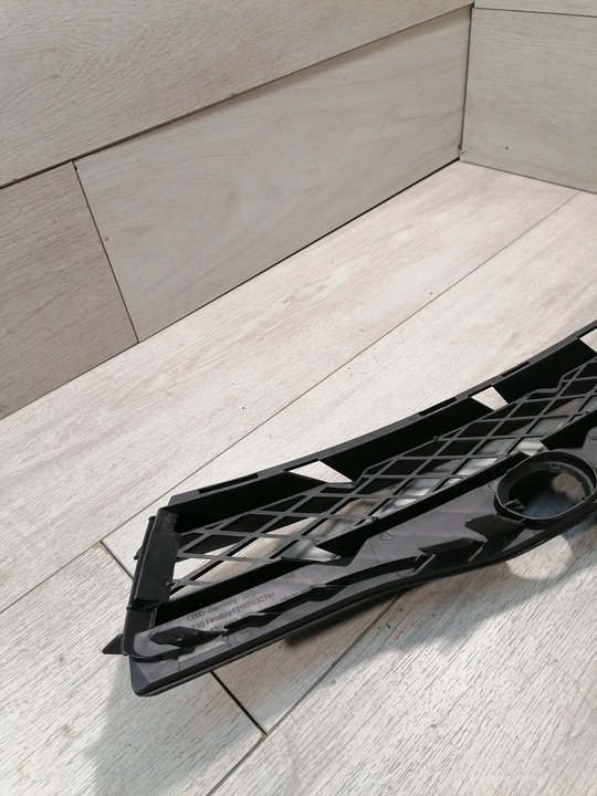 фото №9, Audi r8 решітка бампер праві перед 420807682