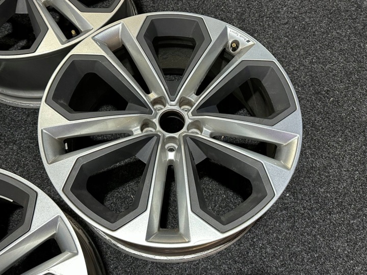 фото №11, 4x audi q5 sq5 диск 8.5jx21 5x112 et34 80a601025as
