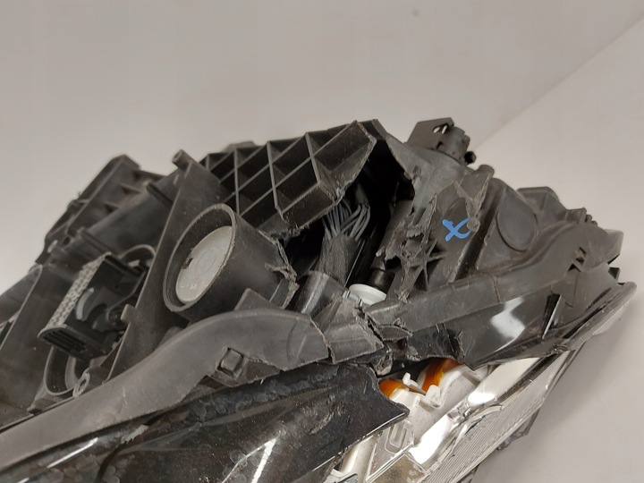 фото №16, Vw passat b8 3g led лампа права передня перед