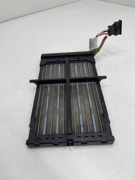 фото №5, Audi a5 8t a4 b8 нагреватель радиаторов нагревателя