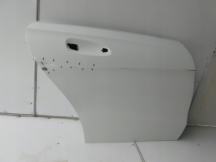 фото №1, Дверь зад правый mercedes cla w117 обвес m-пакет познань