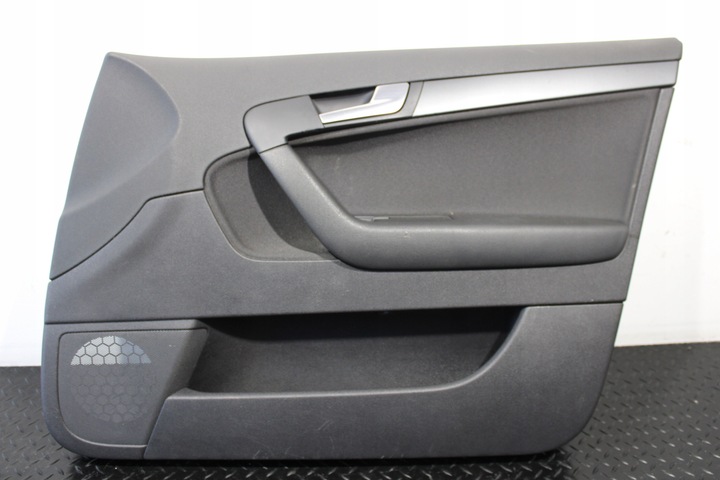 фото №1, Обивка боковина дверь правые перед audi a3 8p0 8p4 рестайлинг