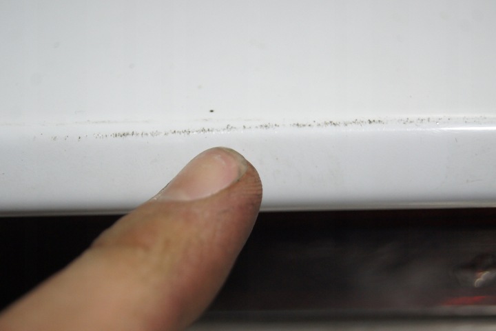 фото №6, Спойлер крышки зад clio iv 960306579r