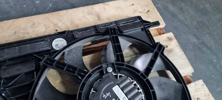 фото №13, Sq8 4m rsq8 вентиляторы радиатор корпус 4.0 tfsi sq7 4m q7 4m0121003e