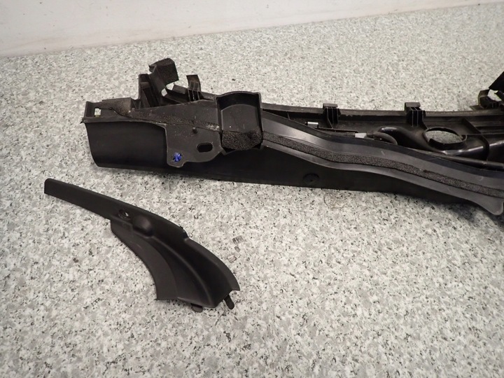 фото №9, Mazda 2 mazda2 de 07-13 панель под лобовым стеклом пластиковый европа комплект