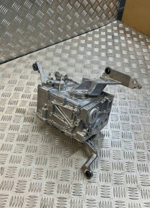 фото №5, Mercedes w253 glc агрегат блок керування  гібрид 2539002801