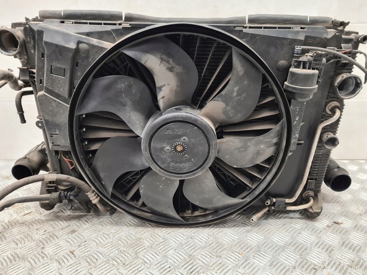 фото №11, Mercedes w212 pas переднє радіатор рестайлінг 2.2cdi a2045000100 a2045003603