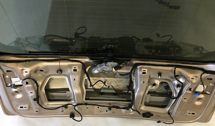 фото №11, Vw touareg iii 3 кришка задня багажника 760 lc1y