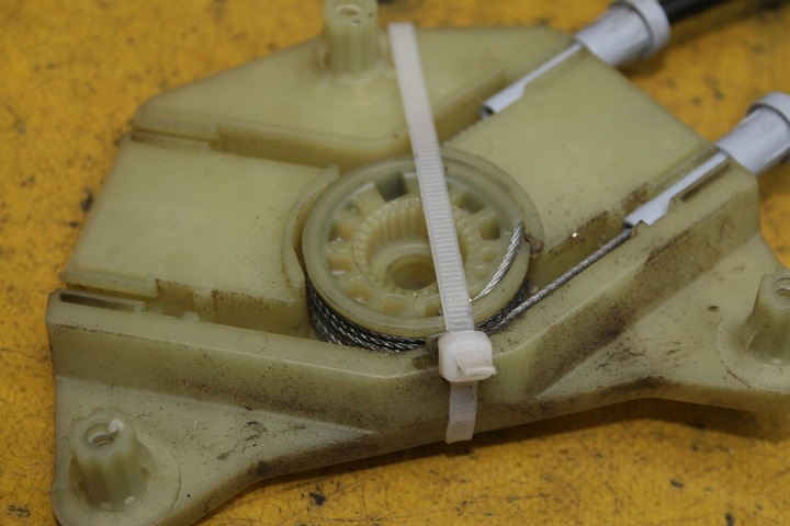 фото №7, Механізм підйомник скло лівий перед leon ii fl