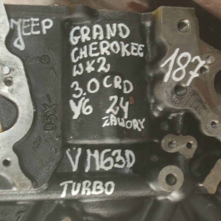 фото №16, Блок  двигуна jeep grand cheeroke wk2 3.0 crd vm63d