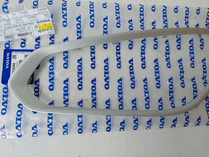 фото №2, Volvo v60 s60 рамка левая решётки левый новая оригинальный номер