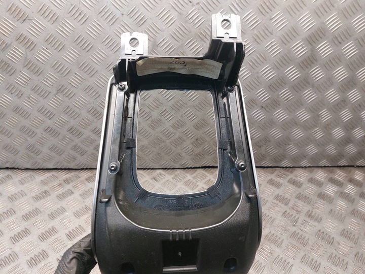 фото №8, Панель повітропровід консоль середня рамка дисплей volvo v50 8696495 30672565