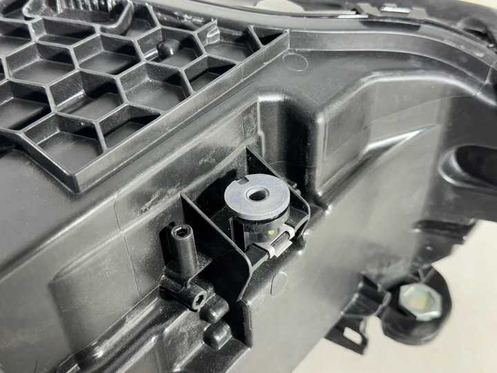 фото №6, Mercedes eqe w295 a295 полный led performance лампа левая перед фара идеальное состояние