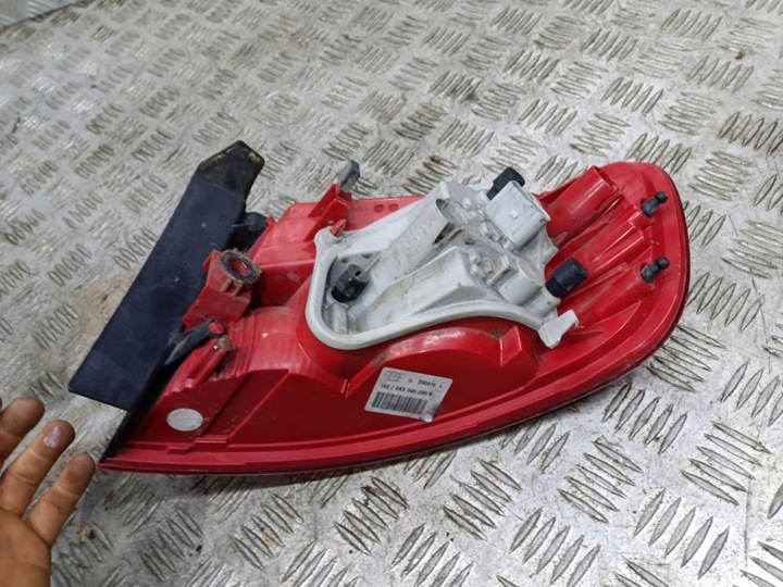 фото №8, Audi a4 b8 8k универсал лампа левая левый зад задняя 8k9945095b