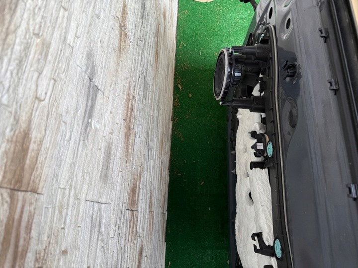 фото №8, Дверь bmw ix i20 c3n