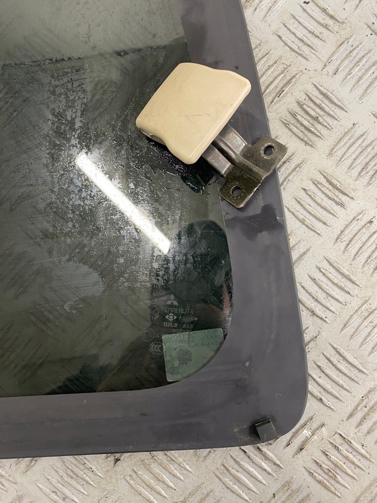 фото №8, Скло кузовна права задня зад mitsubishi pajero 3 iii 5d 00-06r. as3