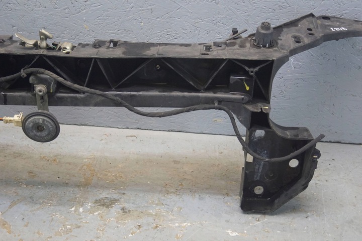 фото №5, Pas переднее верхний усилитель renault clio iii 8200290143 ż248