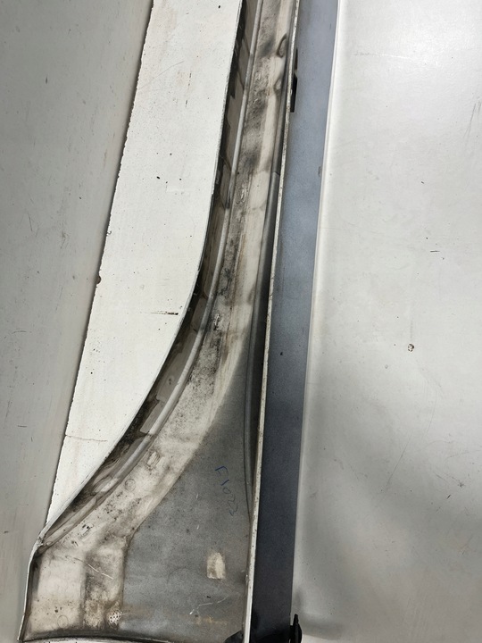 фото №12, Jaguar xe x760 r-sport планка накладка порогова поріг ліва