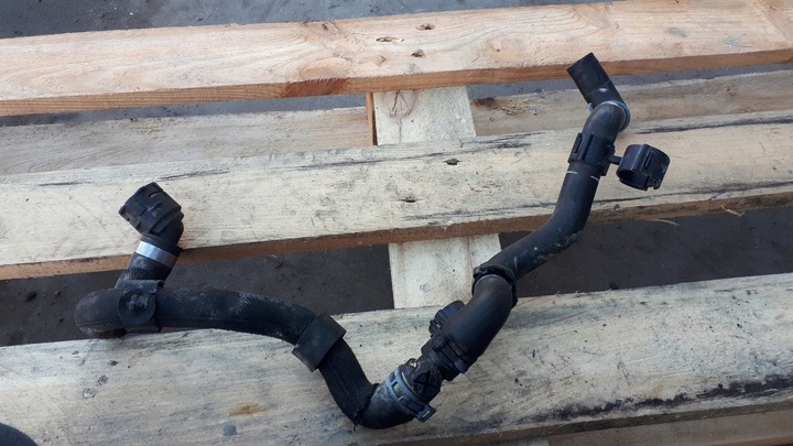 фото №1, S7 4g a7 шланг шланг води 4.0 tfsi s6 a6 c7