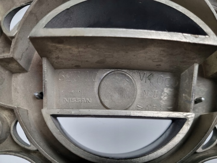 фото №10, Nissan navara d22 рестайлинг решётка решётка радиатора 62310-vk000