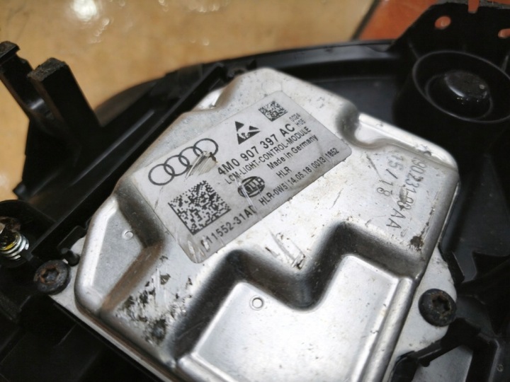 фото №11, Audi a4 b9 18r фара повний led праве перед передня tyc usa