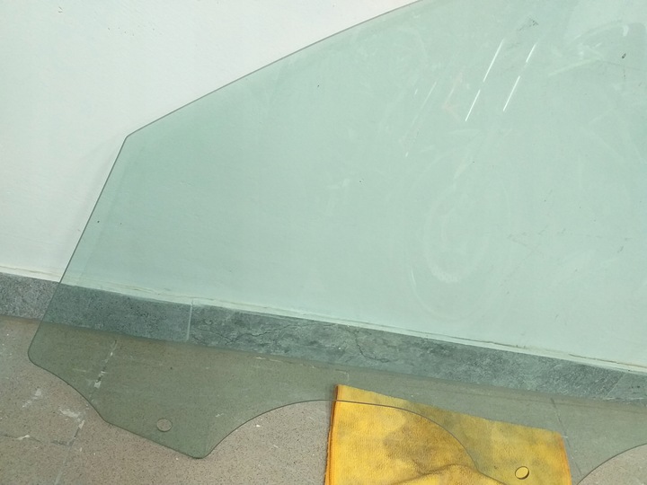 фото №7, Bmw скло двері права перед 43r-004529 e000214 dot615m40vas2