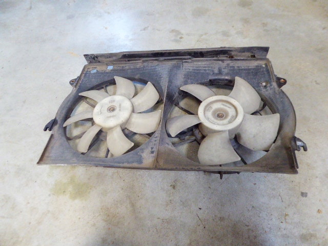 фото №2, Corolla verso i вентилятор корпус радиатор 2.0