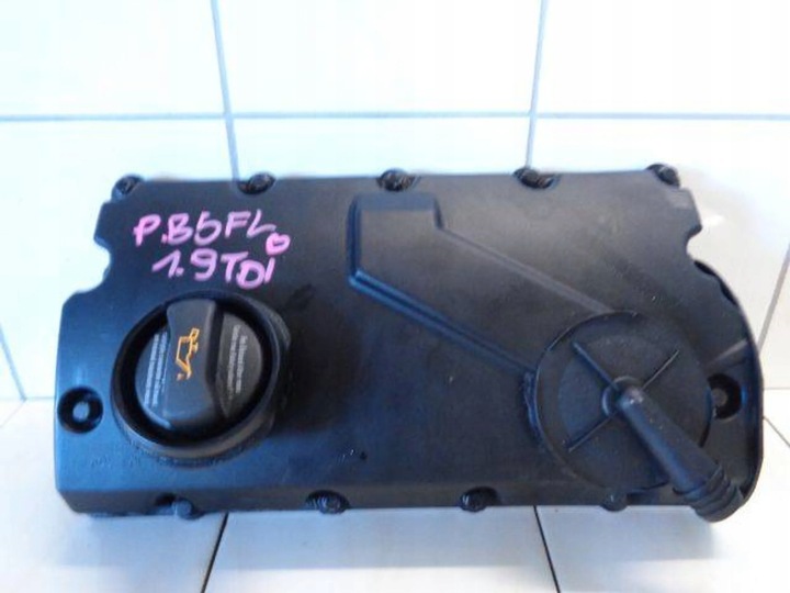 фото №1, Vw passat b5 рестайлінг 1.9 tdi 03 кришка клапанів 038103469p 038103475n