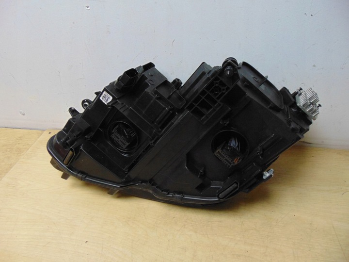 фото №14, Лампа правая перед vw tiguan ii 5nb941082e европа