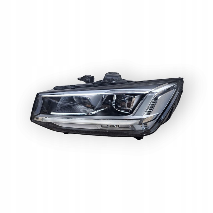 фото №1, Audi q2 81a941033 лампа левая полный led