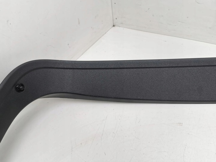 фото №13, Audi a1 2022 оббивка задньої кришки багажника