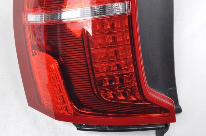 фото №10, Volvo xc90 ii лампа левая задняя левый зад 32228828