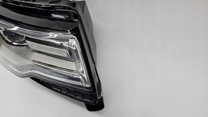 фото №6, Jeep grand cherokee wk2 рестайлинг лампа перед правая eu